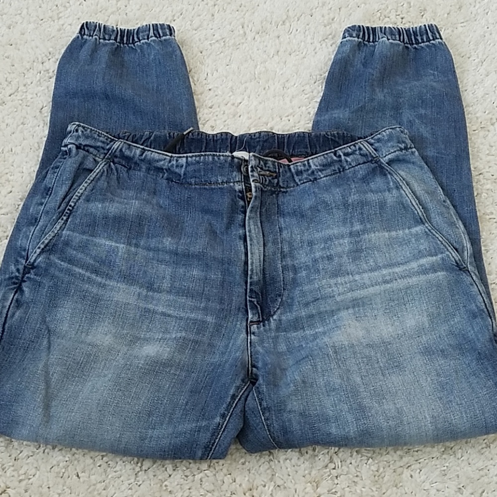 Adriano Goldschmied jogger jeans